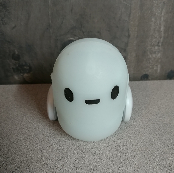 Ron’s Gone Wrong Cat B'Bot Toy McDonald's - Picture 1 of 5